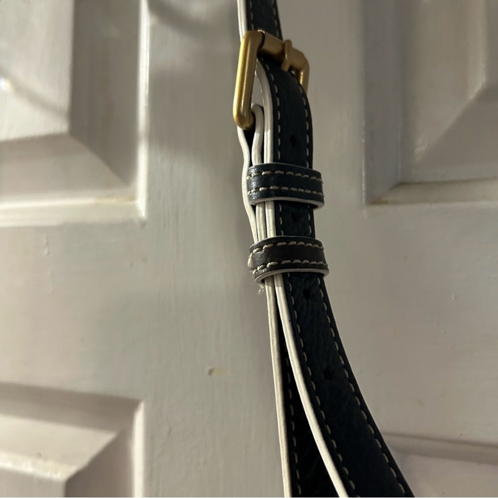 Dooney & Bourke Black Leather Shoulder Bag with Gold Hardware - Picture 5 of 9